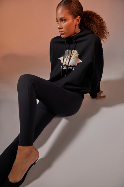 新品　タグ付き　Bibiy ANGELICA SWEATSHIRT 黒 Fatima Teddy Zip Sweatshirt | GUESS Factory