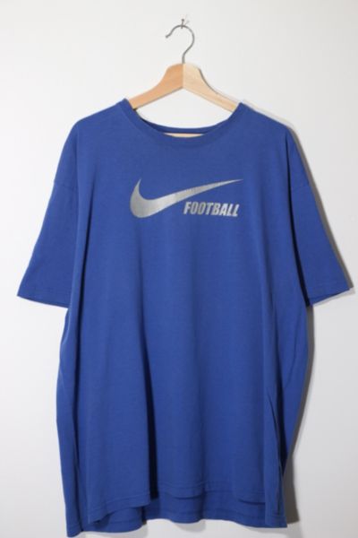 Vintage Nike Athletics White Football T-Shirt: M – Philthy Vintage Clothing