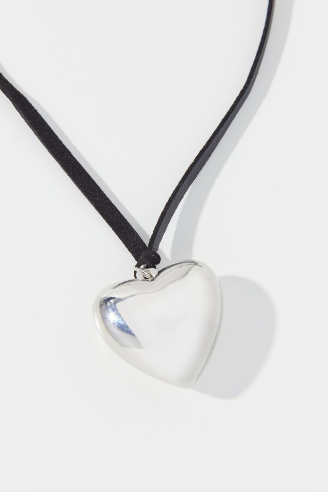 Rhinestone Heart Ribbon Necklace  Urban Outfitters Mexico - Clothing,  Music, Home & Accessories