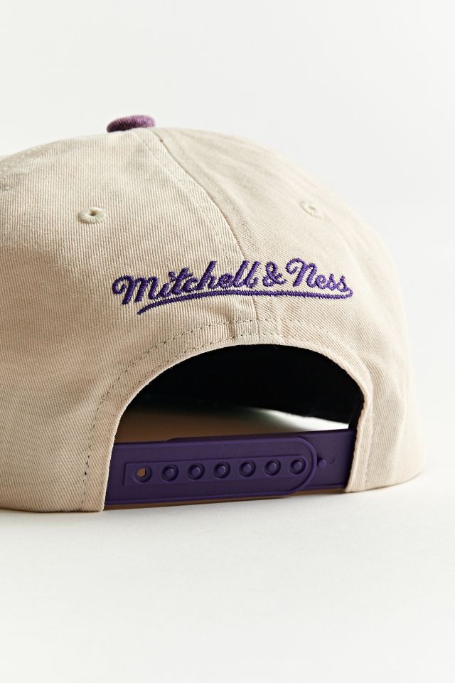 Mitchell & Ness Deadstock Championship Los Angeles Lakers Hat #3
