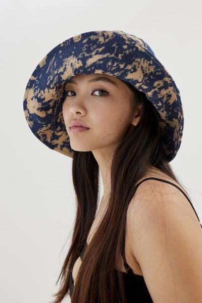 Urban Outfitters Belted Floppy Bucket Hat In Acid Wash