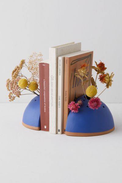 URBAN OUTFITTERS KORA BUD VASE BOOKEND SET 