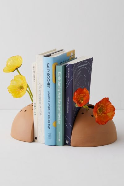 Urban Outfitters Kora Bud Vase Bookend Set In Rust