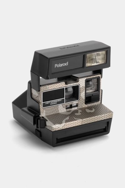 Polaroid Honeycomb Vintage 600 Instant Camera Refurbished By Retrospekt ...