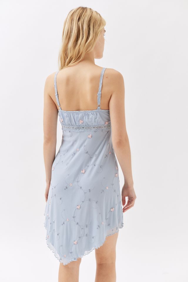 Robe Mini UO Nikita Brodée à Ourlet Foulard #4