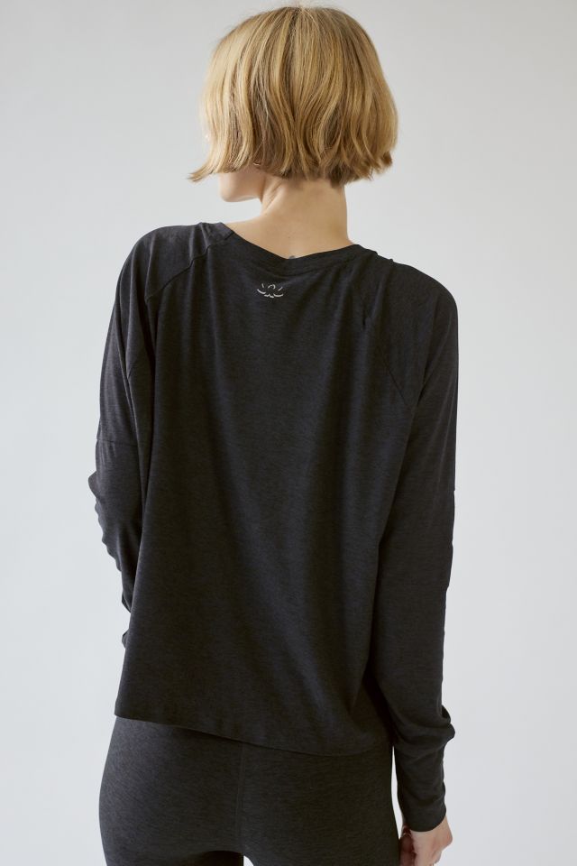 Beyond Yoga Featherweight Daydreamer Top #1