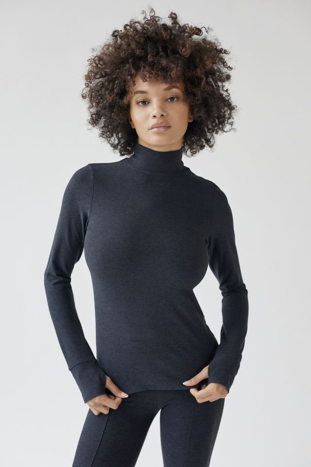 Beyond Yoga Overlap Long Sleeve Cropped Pullover at EverydayYoga