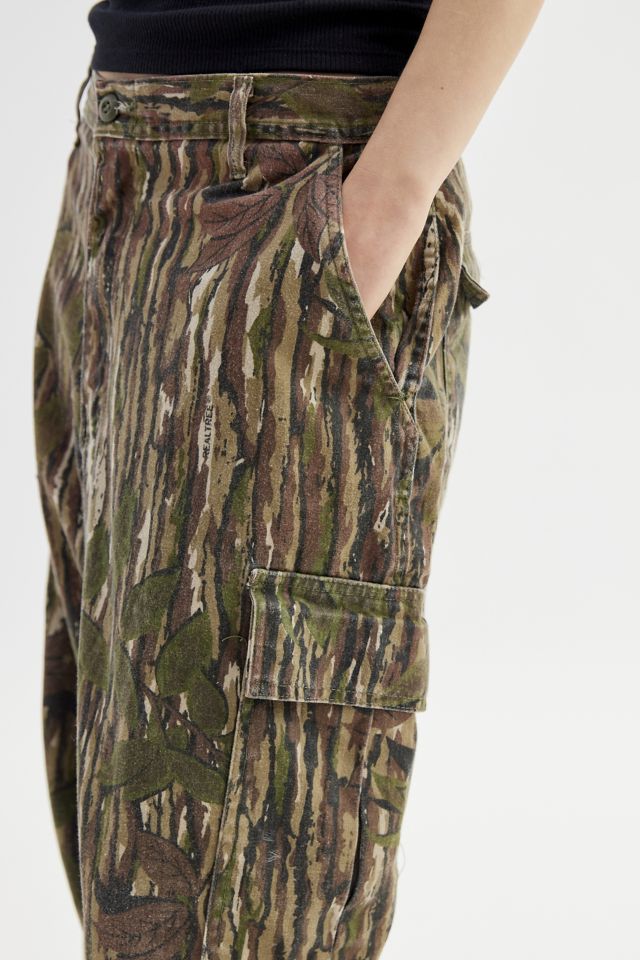 Urban Renewal One-Of-A-Kind Realtree Cargo Pants