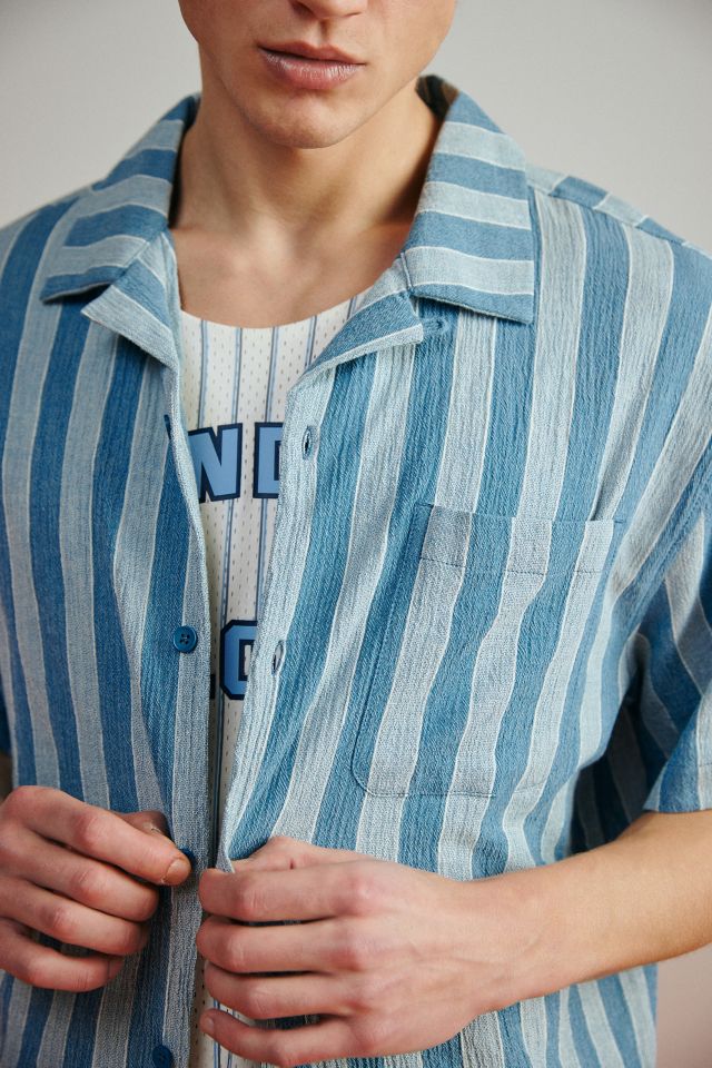 Standard Cloth Liam Stripe Crinkle Shirt  Urban Outfitters Mexico -  Clothing, Music, Home & Accessories