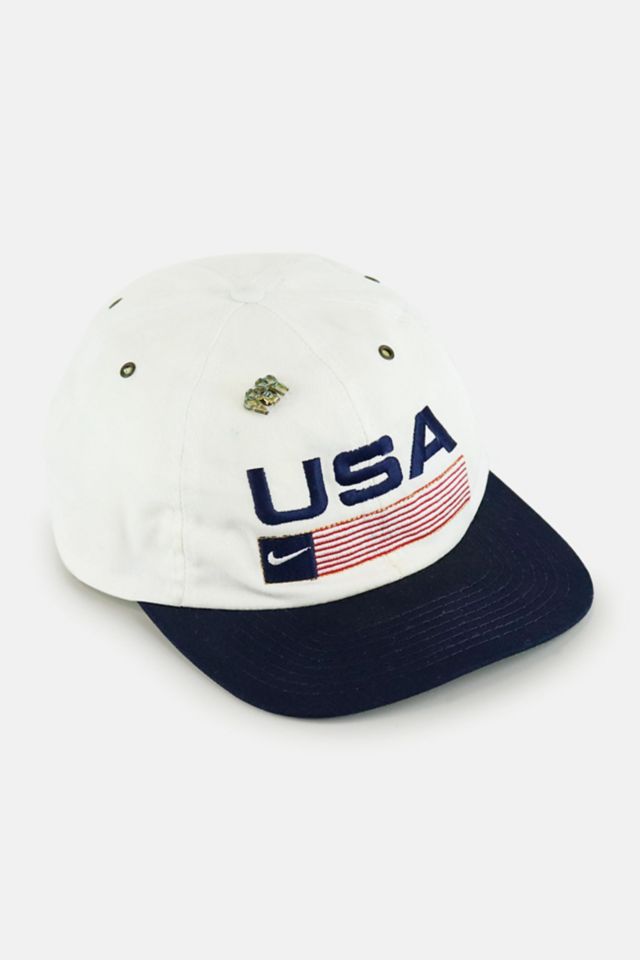 advocaat Monetair Smash Vintage Nike USA Snapback Hat With Olympics Pin | Urban Outfitters