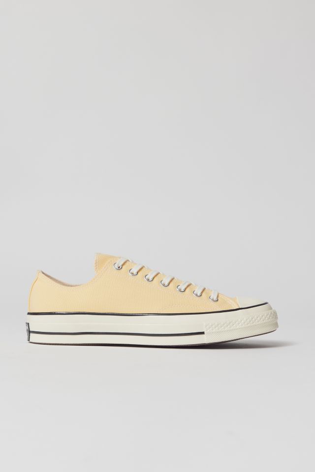 perdí mi camino Hacer Más bien Converse Chuck 70 Low Top Sneaker | Urban Outfitters