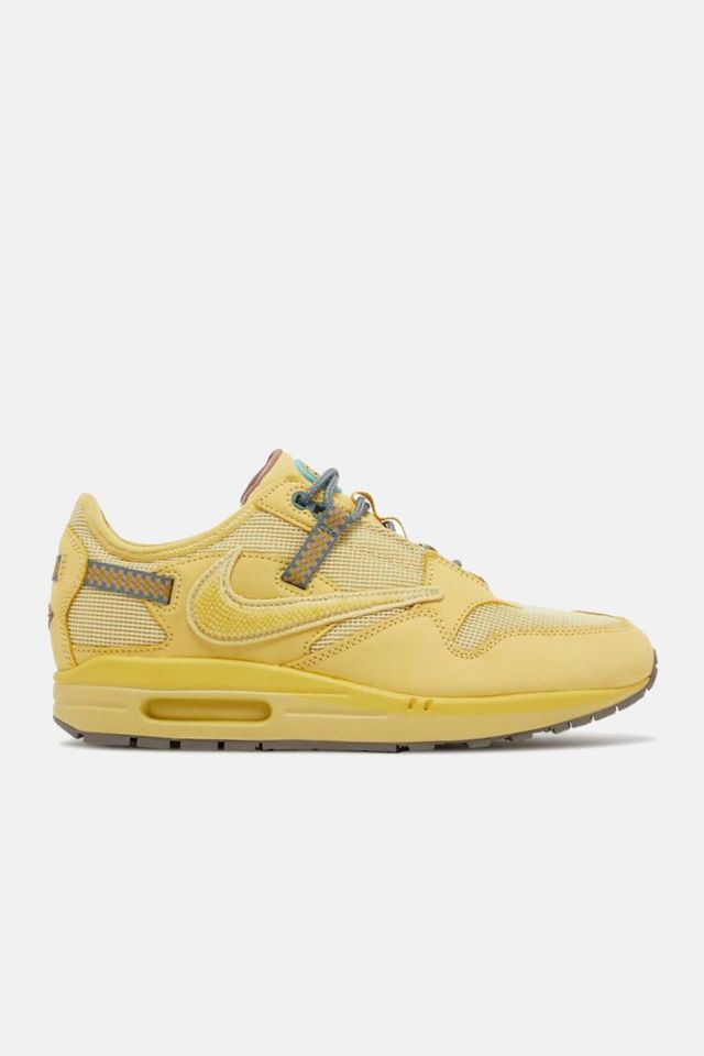 Urban outfitters 2024 'air max