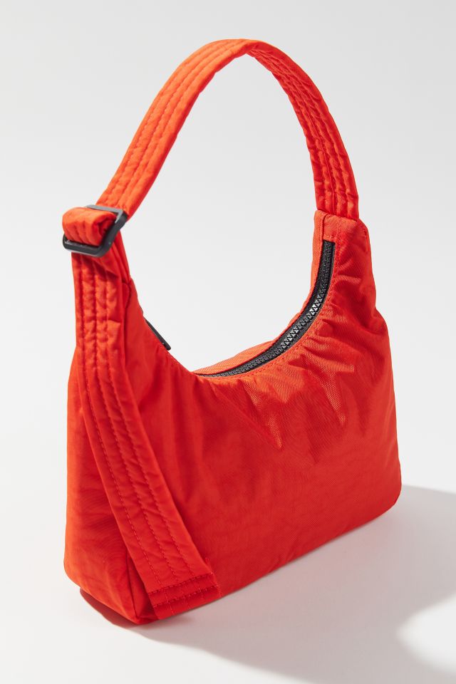 BAGGU Mini Nylon Shoulder Bag  Urban Outfitters Japan - Clothing, Music,  Home & Accessories