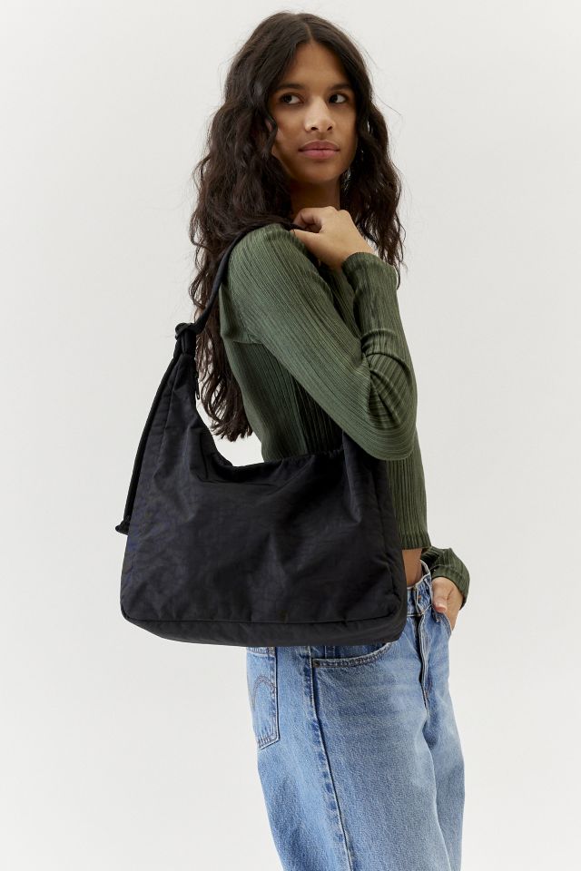 Nylon Shoulder Bag : Black - Baggu