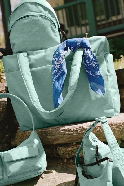 BAGGU Cloud Carry-On Bag