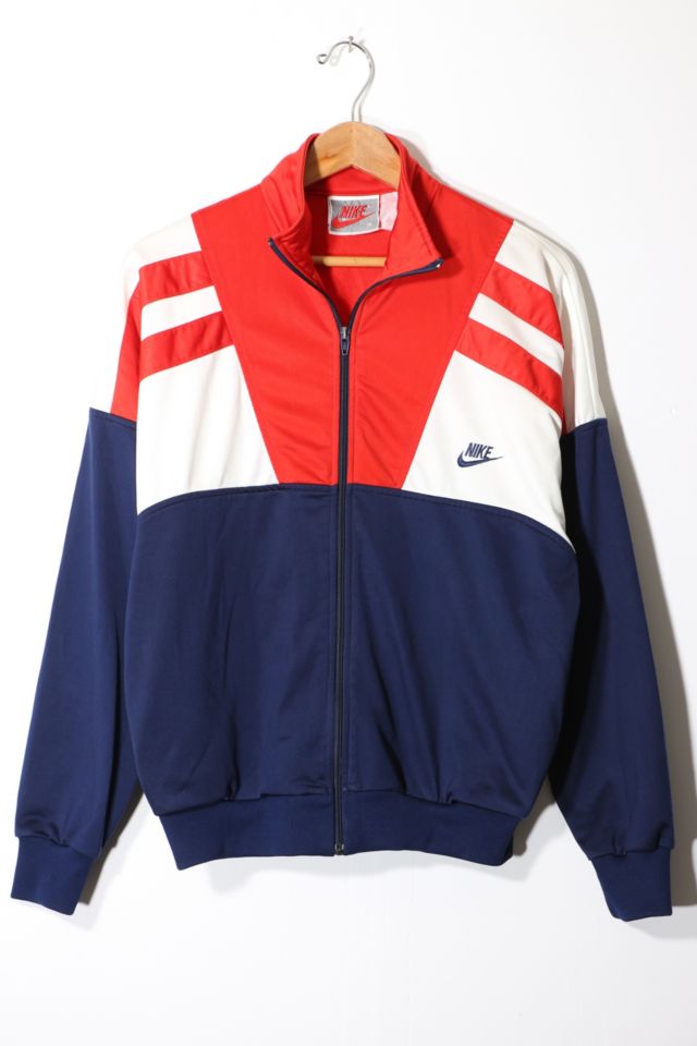 Zo snel als een flits raket Aja Vintage Nike 1987 Woven Label Nylon Warm-Up Jacket | Urban Outfitters