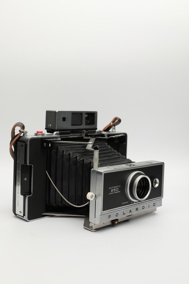 Acme Camera Co. Vintage Polaroid Automatic 250 Land Camera #3
