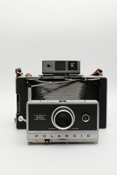 Acme Camera Co. Vintage Polaroid Automatic 250 Land Camera