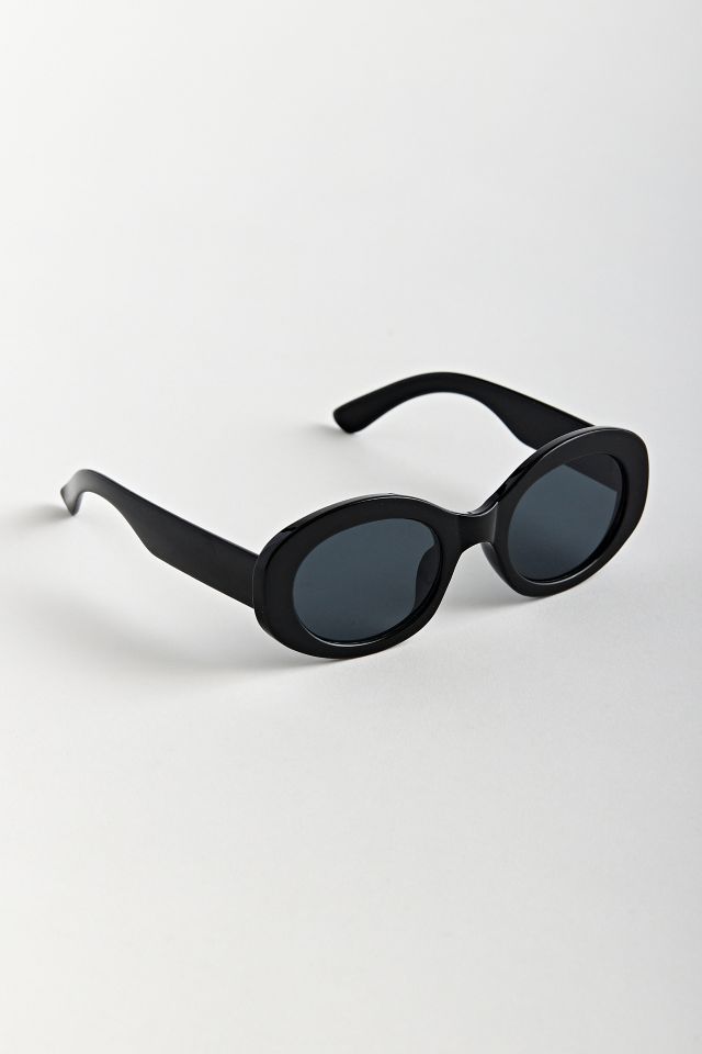 Astor Oversized Oval Sunglasses | Urban Outfitters