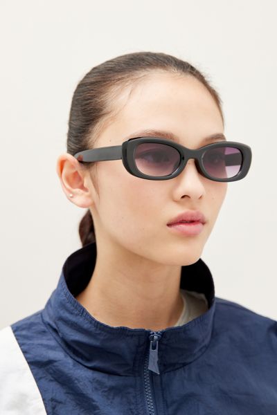 Stinson Rectangle Sunglasses | Urban Outfitters