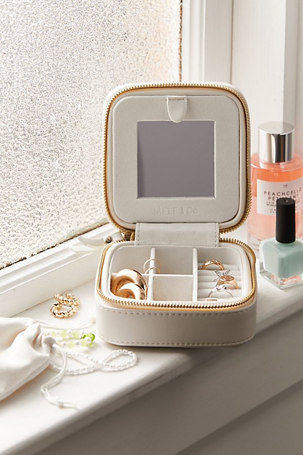 Mele & Co Stow And Go Travel Jewelry Case In Ivory