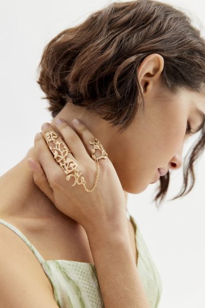 Urban Outfitters Flora Linked Ring Set In Gold
