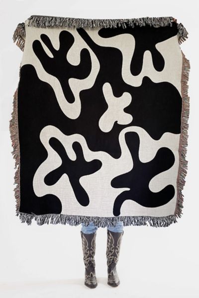 【CLR Shop】Amoeba Woven Throw Blanket Clr Shop Amoeba Woven Throw Blanket | Urban Outfitters