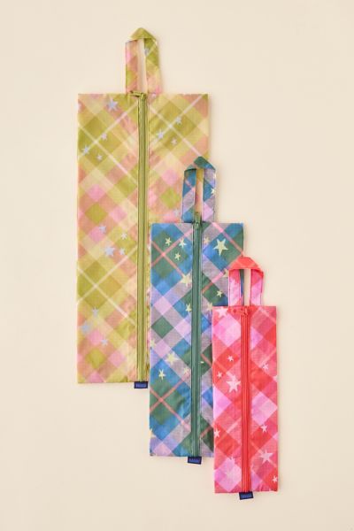 Baggu 3d Zip Pouch Set In Star Plaid At Urban Outfitters