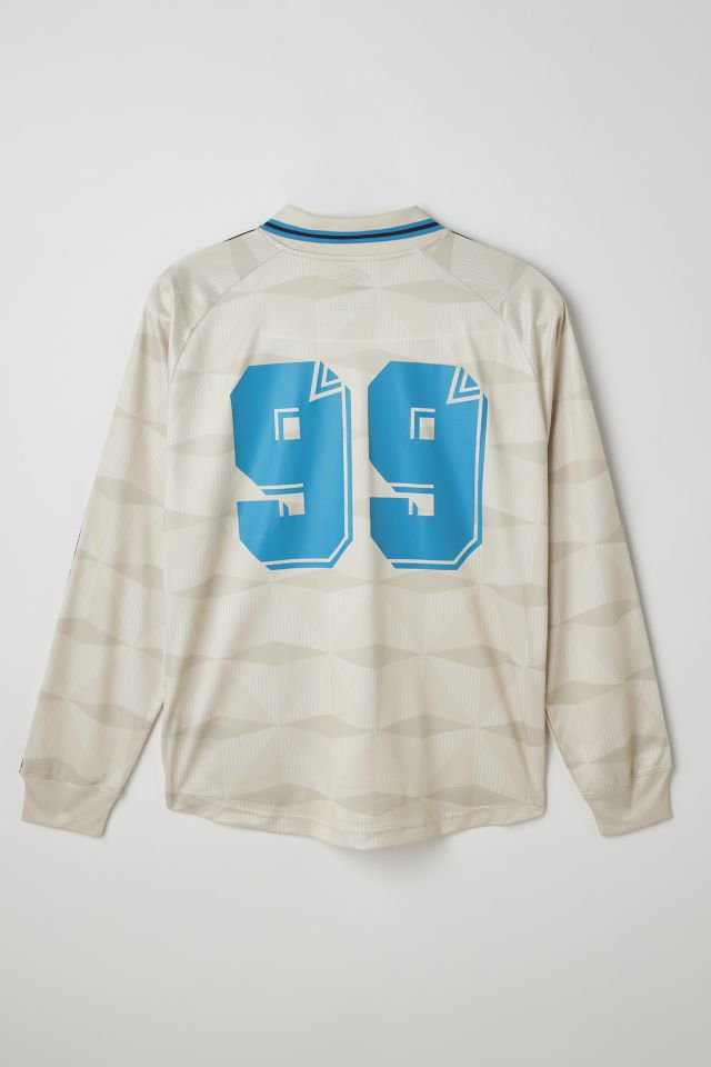 Urban deals outfitters umbro