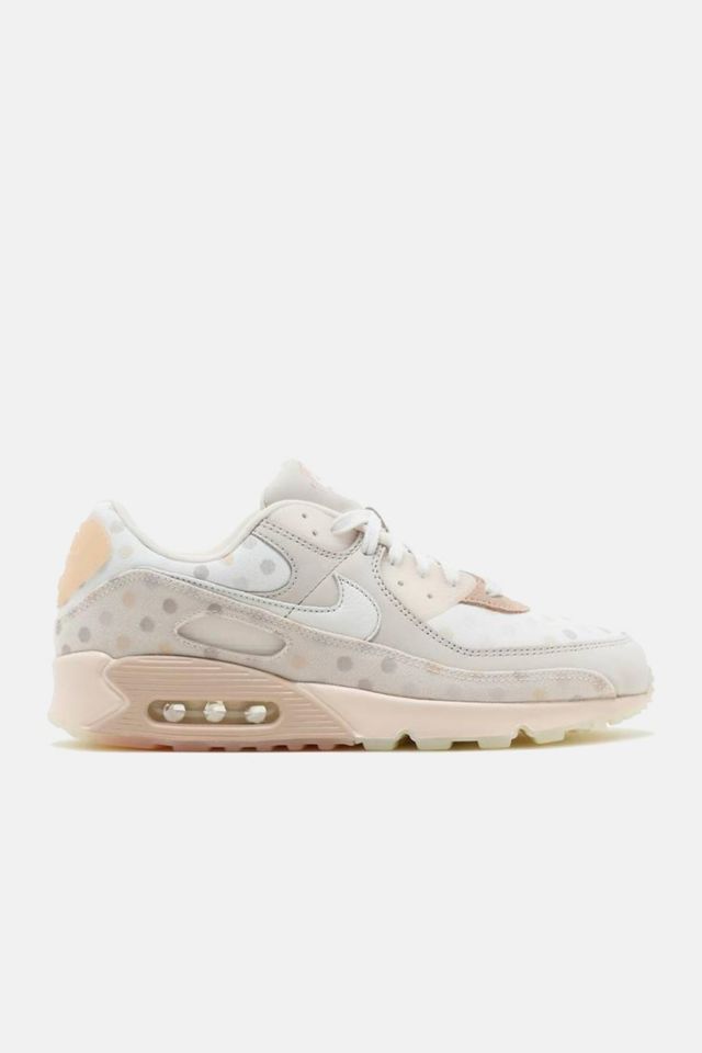 Urban outfitters outlet air max 90