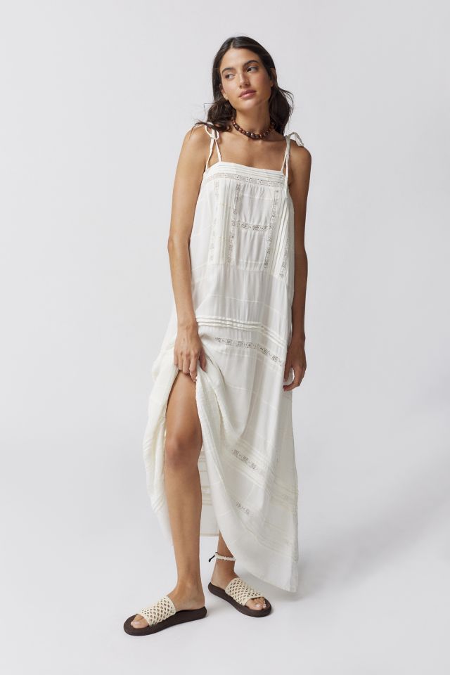 UO Evelyn Lace-Inset Maxi Dress