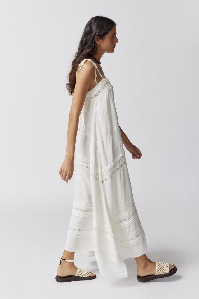 Robe Maxi Evelyn UO à Empiècements en Dentelle #1