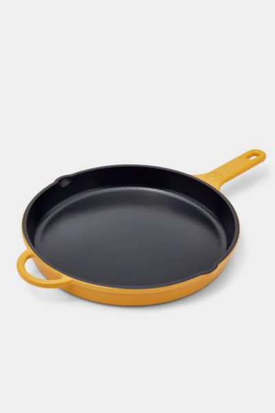 Shop Great Jones King Sear 12-inch Cast-iron Skillet In Mustard At Urban Outfitters