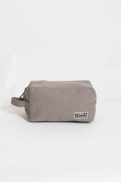 Terra Thread Organic Cotton Canvas Toiletry Bag In Light Grey At Urban Outfitters In Light Grey