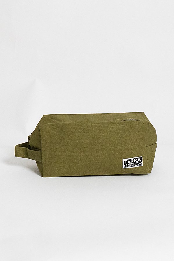 Terra Thread Organic Cotton Canvas Toiletry Bag In Olive At Urban Outfitters