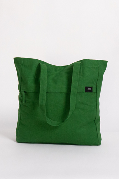 Terra Thread Organic Cotton Multi Pocket Canvas Tote in Green at Urban Outfitters