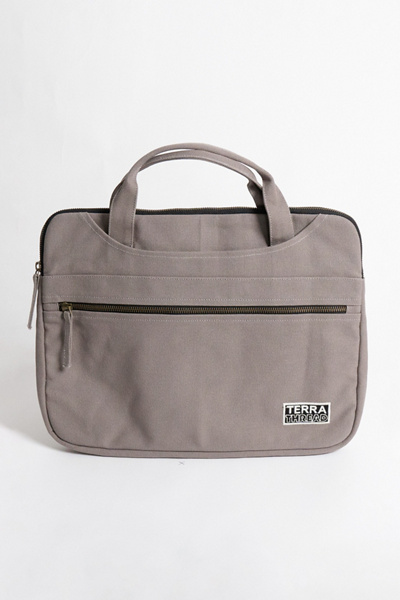 Terra Thread Organic Cotton Canvas Laptop Case In Light Grey