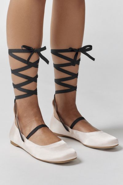 Uo Kallie Cross-Strap Ballet Flat | Urban Outfitters Canada