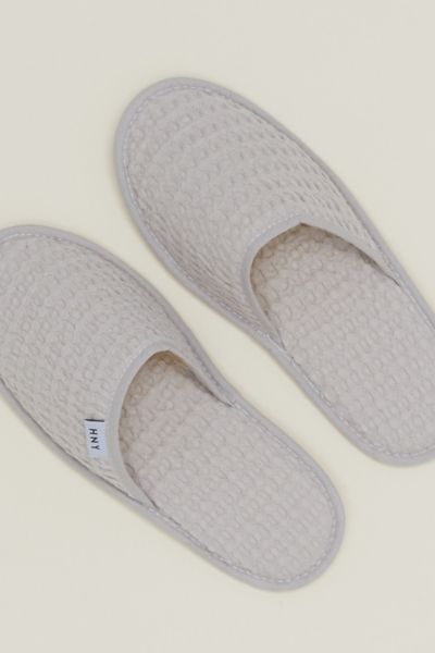 Hawkins New York Simple Waffle Slippers In Light Grey