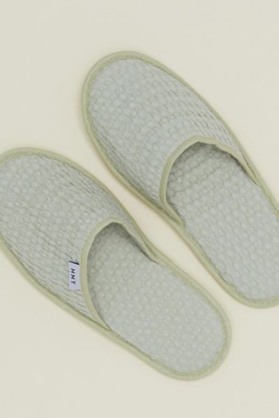 Hawkins New York Simple Waffle Slippers In Green