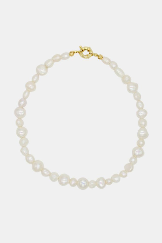 Velvet Luna Elizabeth Freshwater Pearl Necklace #1