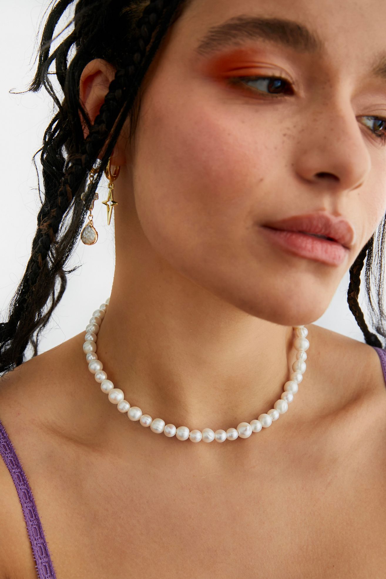 Velvet Luna Elizabeth Freshwater Pearl Necklace