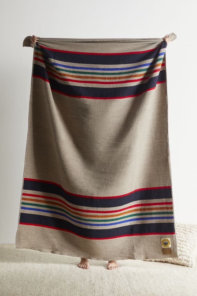 Pendleton throw blanket outlet sale