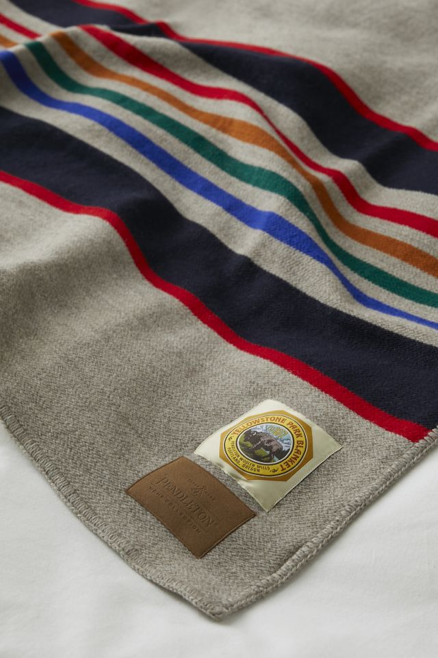 Pendleton National Parks Throw Blanket Carrier Set