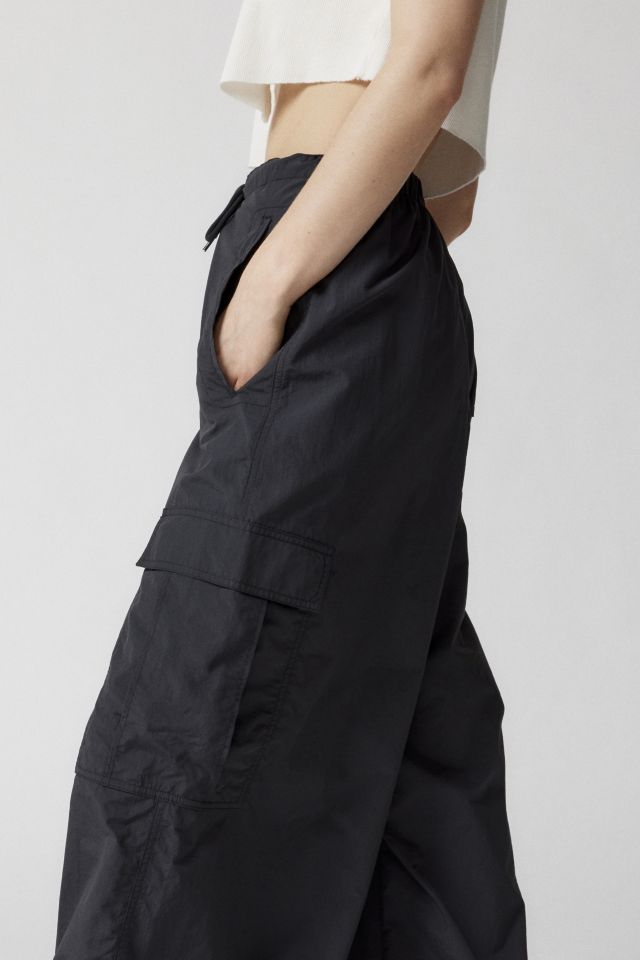 Urban Outfitters BDGカーゴーパンツ Urban Outfitters BDGカーゴーパンツ