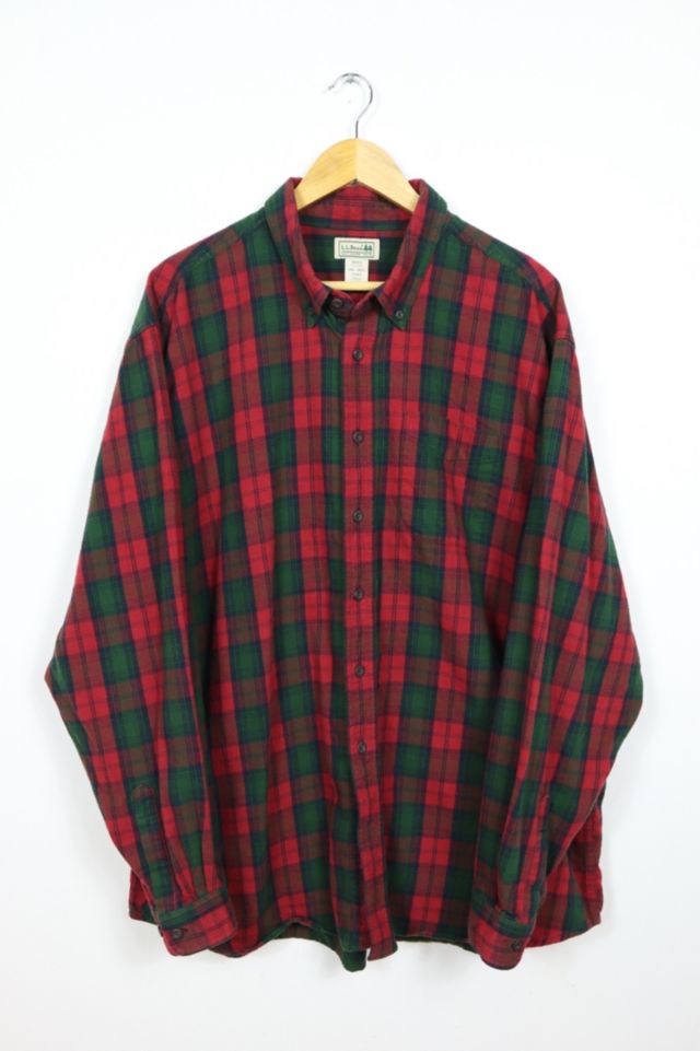 Vintage L.L. Bean Plaid Flannel Button-Down Shirt | Urban Outfitters