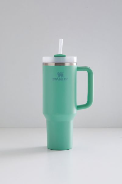 The Quencher H2.0 20 oz tumbler