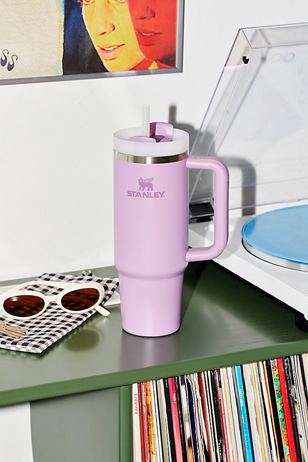 Stanley Quencher 2.0 Flowstate 30 oz Tumbler In Lilac At Urban Outfitters In Purple