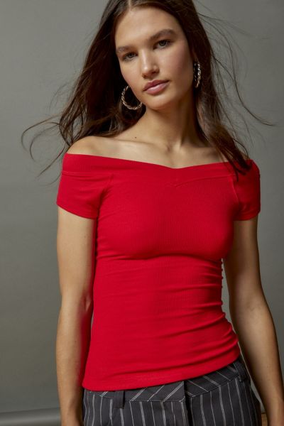 Bdg Shannen Ribbed V-neck Top In Red