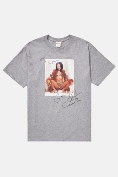 Supreme Lil Kim Tee | Urban Outfitters